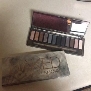 Urban Decay Naked Smokey Palette